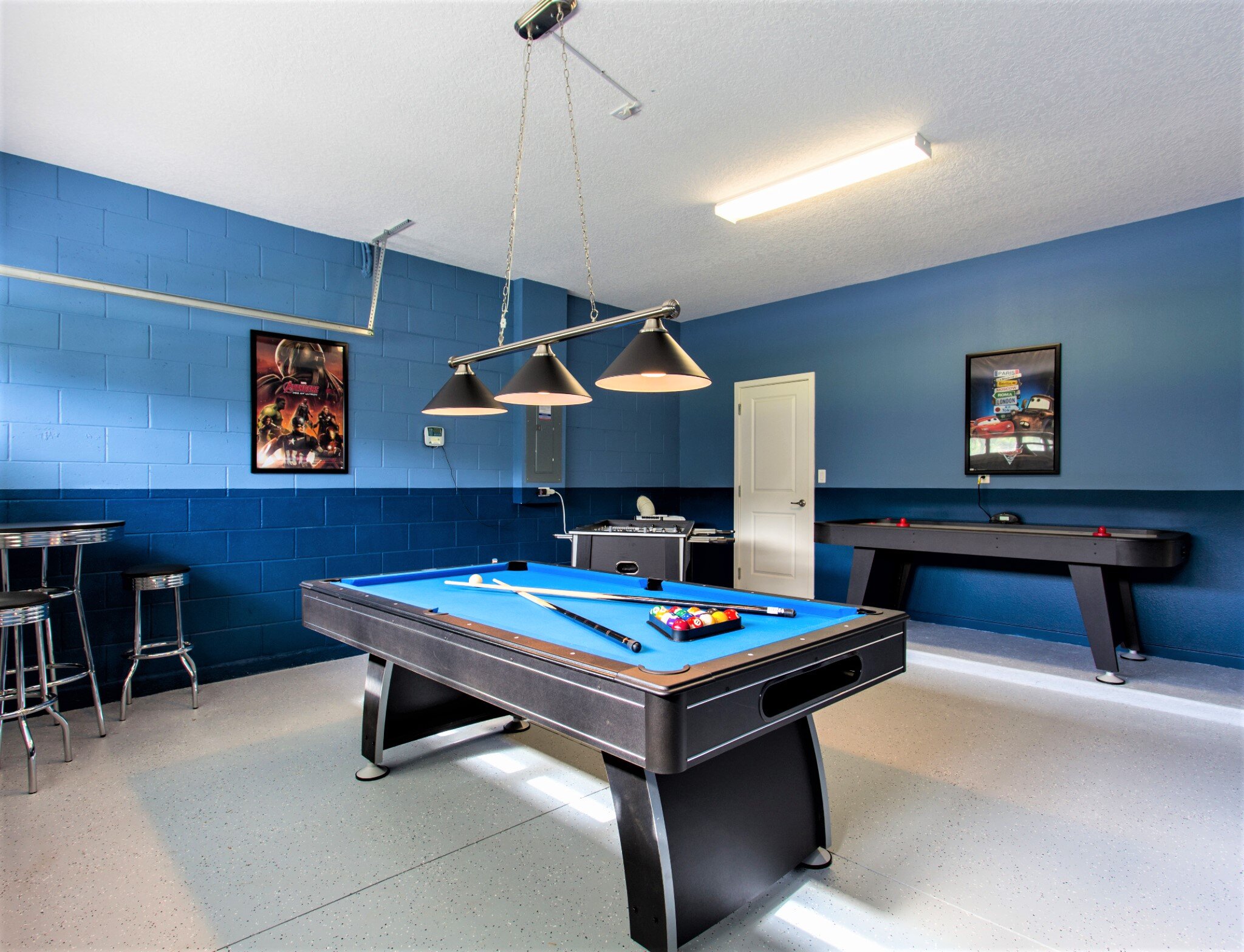 Lakeside house - Image 3